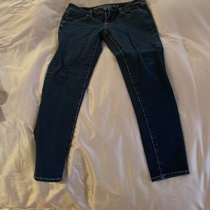 American Eagle super stretch jeans size 4 short